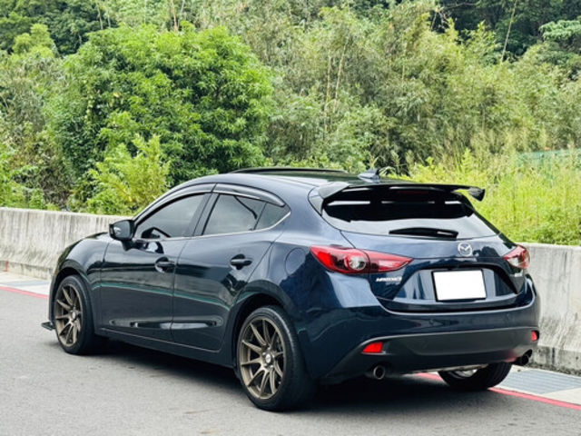 MAZDA馬自達 MAZDA 3  第3張相片
