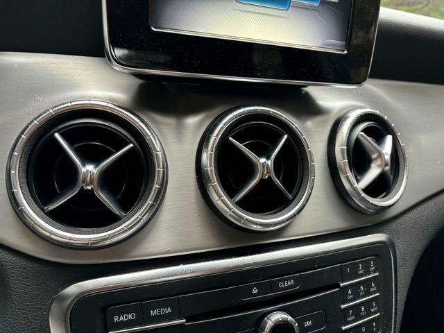 M-BENZ賓士 CLA250  第11張相片