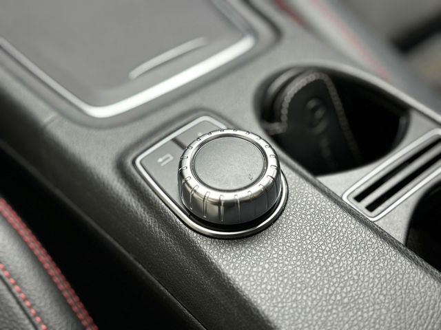 M-BENZ賓士 CLA250  第15張相片