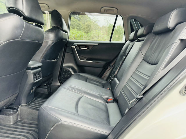 TOYOTA豐田 RAV4  第10張相片