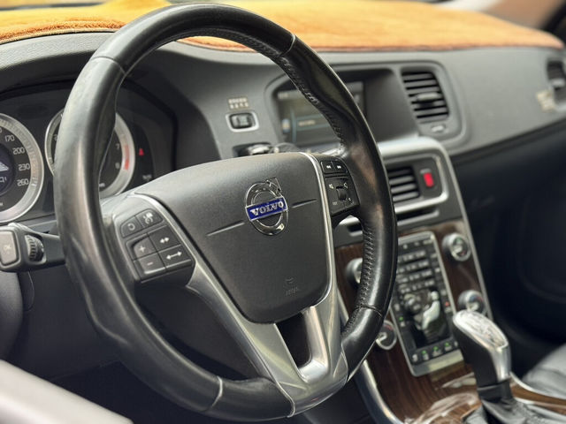 VOLVO富豪 S60  第4張相片