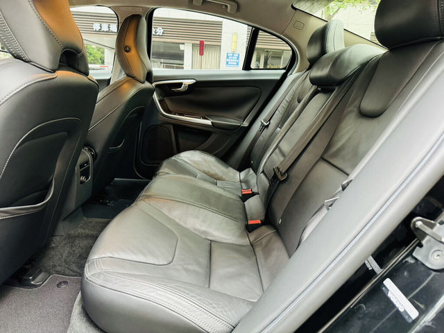 VOLVO富豪 S60  第6張相片