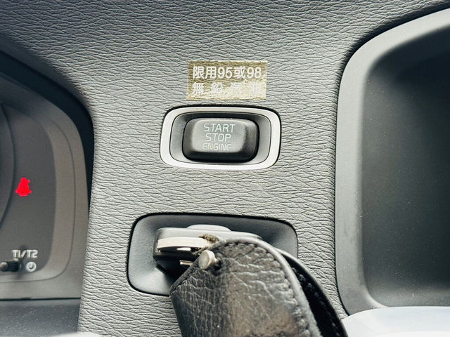 VOLVO富豪 S60  第10張相片