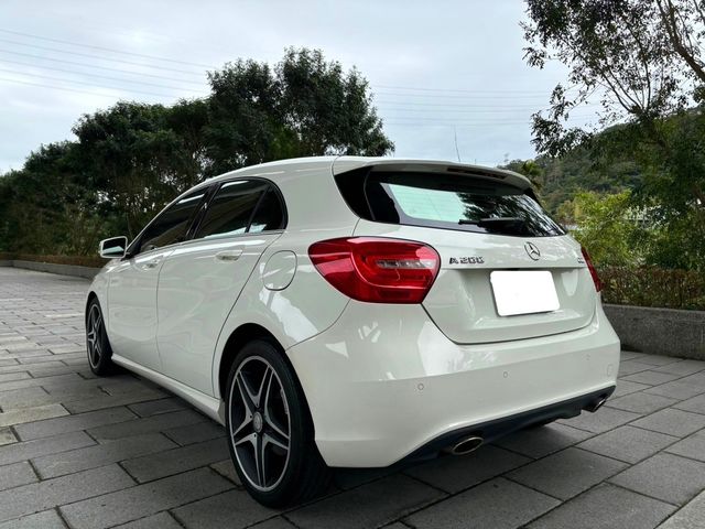 M-BENZ賓士 A200  第2張相片