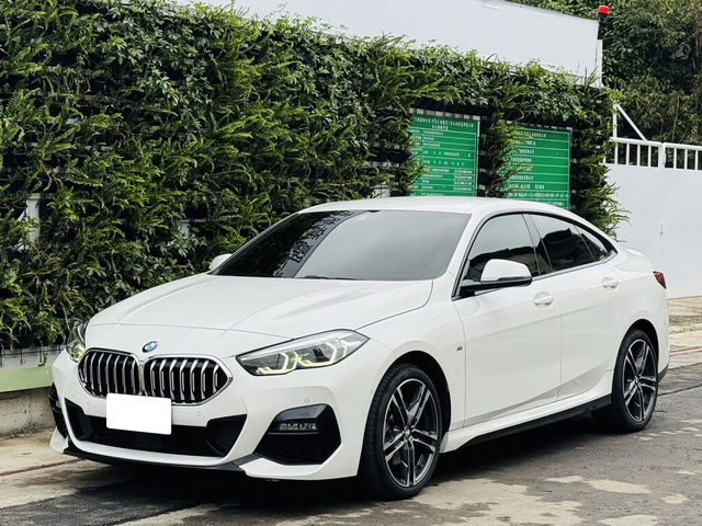 BMW寶馬 218I M SPORT  第1張相片