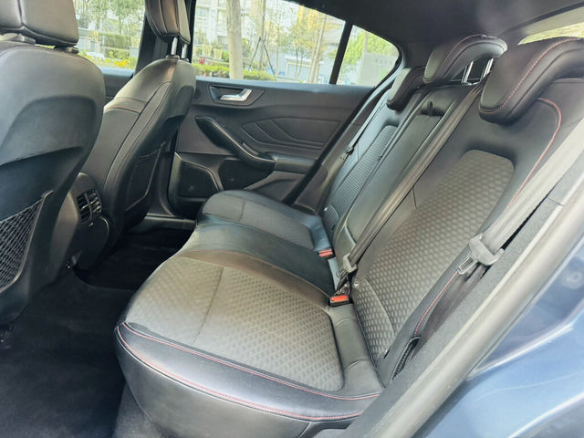 FORD福特 FOCUS  第19張相片