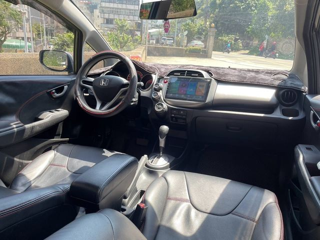 HONDA本田 FIT  第7張相片