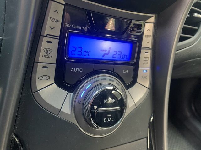HYUNDAI現代 ELANTRA  第7張相片