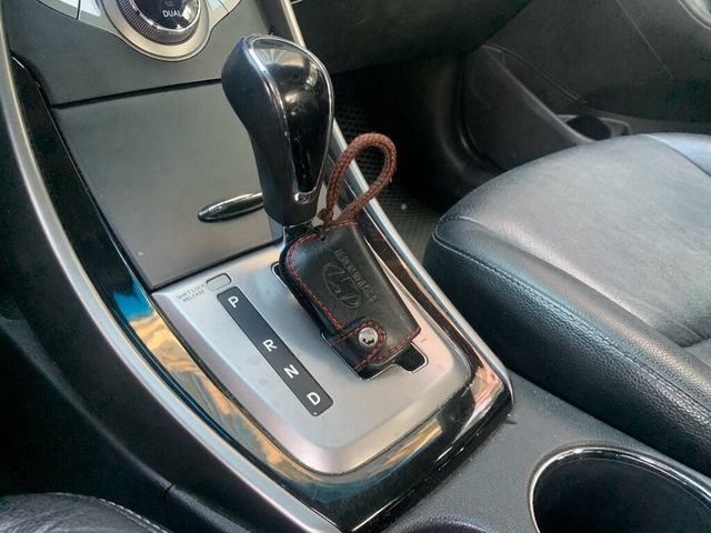 HYUNDAI現代 ELANTRA  第8張相片