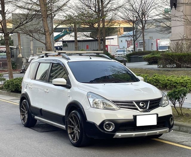 NISSAN日產 LIVINA  第3張相片