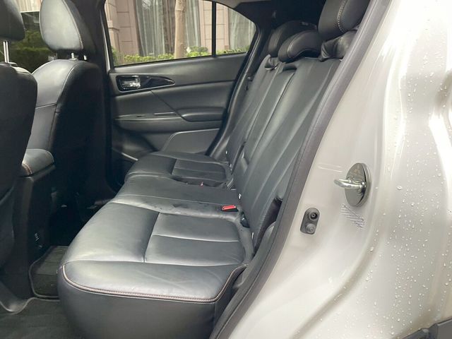 MITSUBISHI三菱 ECLIPSE  第8張相片
