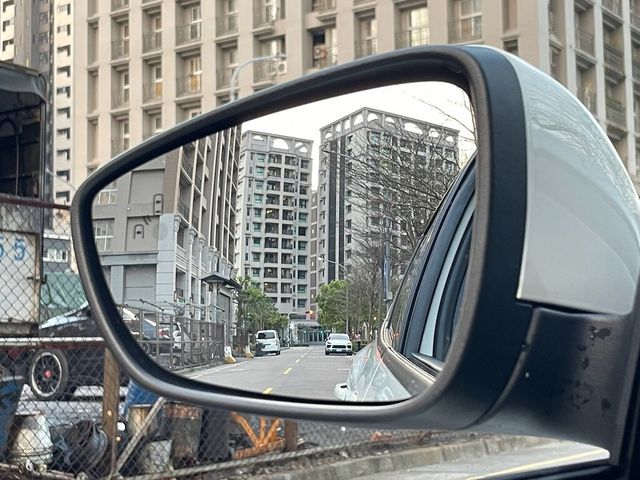 FORD福特 FOCUS  第14張相片