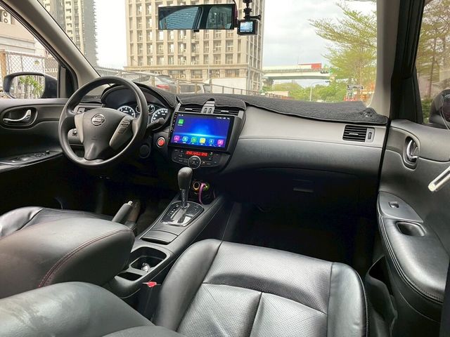 NISSAN日產 TIIDA  第7張相片