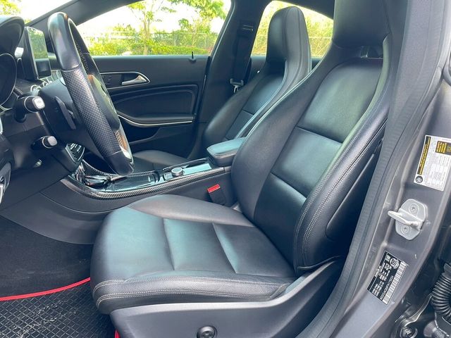 M-BENZ賓士 CLA250  第6張相片