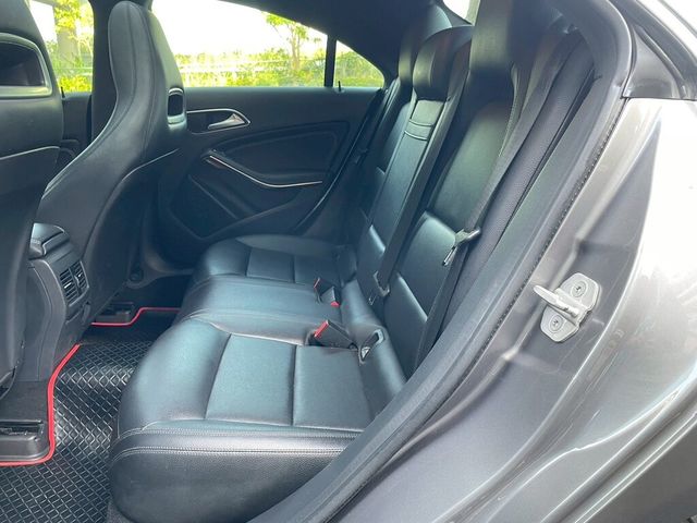 M-BENZ賓士 CLA250  第7張相片