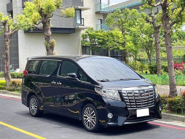 TOYOTA豐田 ALPHARD  第3張相片