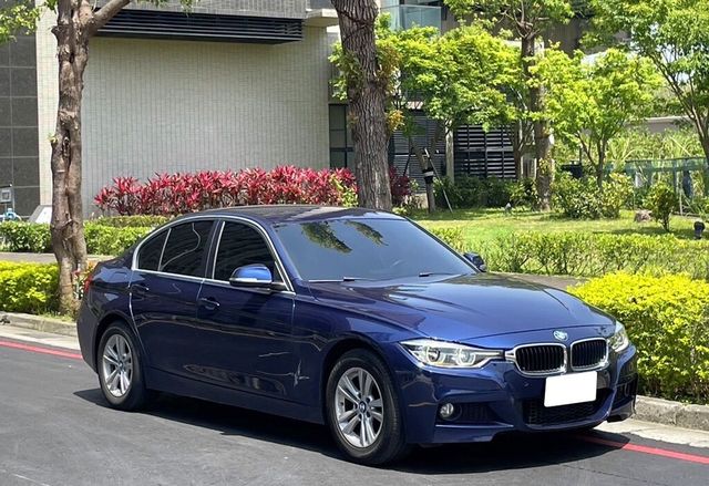 BMW寶馬 318IA  第3張相片