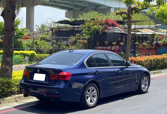 BMW寶馬 318IA  第4張相片