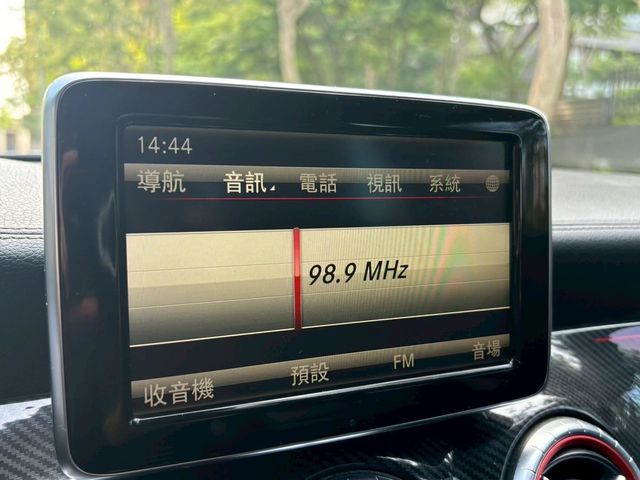 M-BENZ賓士 CLA250  第15張相片