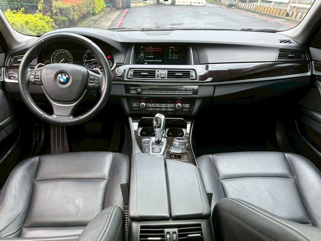 BMW寶馬 520I  第8張相片