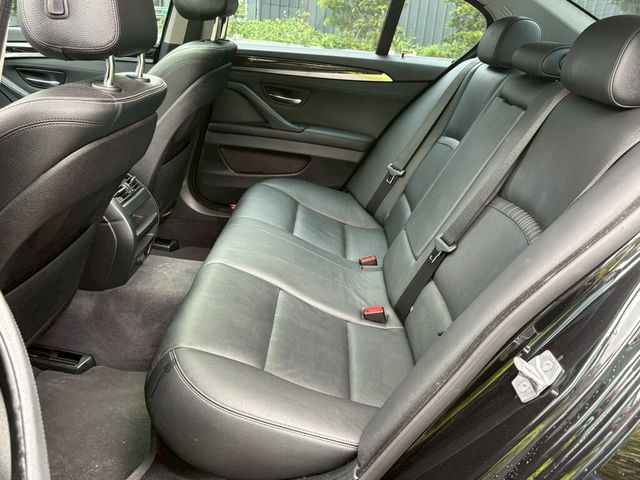 BMW寶馬 520I  第9張相片