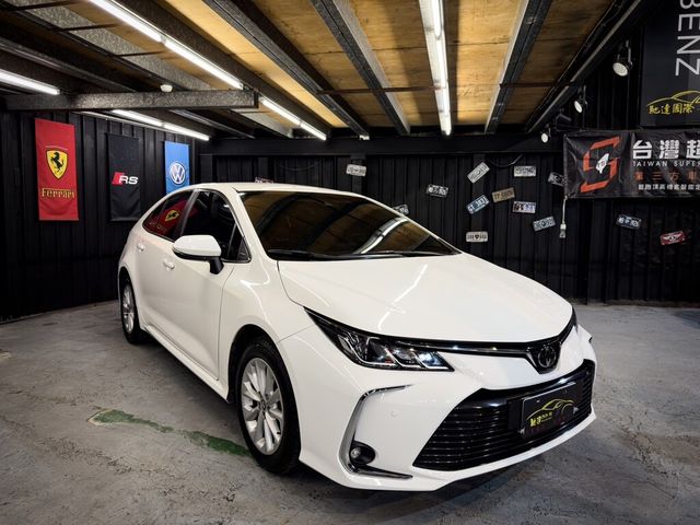 TOYOTA豐田 ALTIS  第3張相片