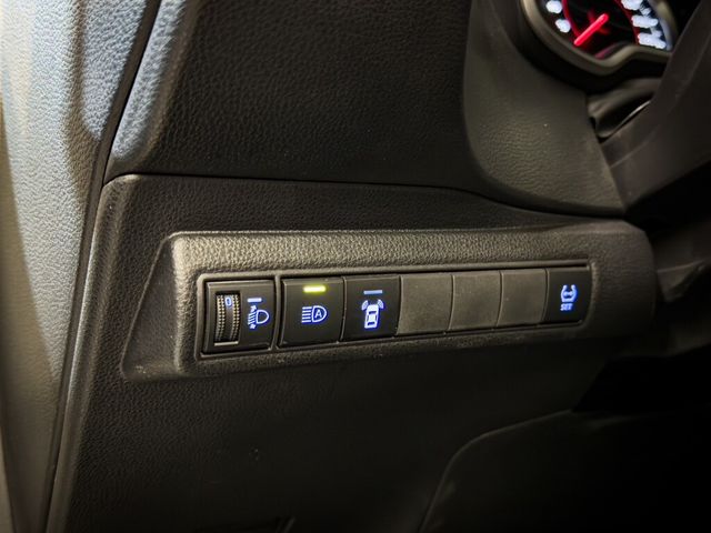 TOYOTA豐田 ALTIS  第12張相片
