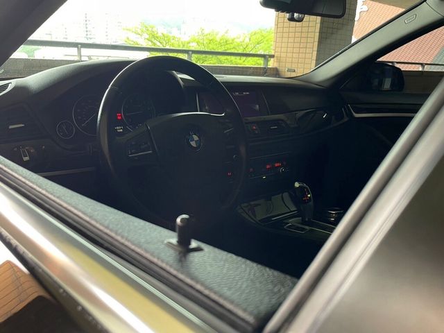 BMW寶馬 528I  第5張相片
