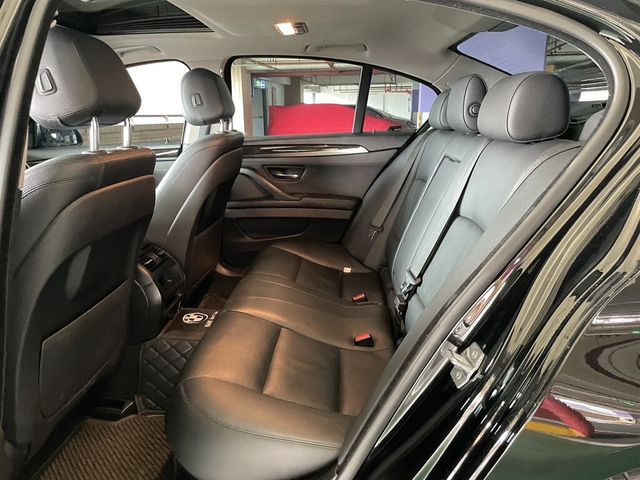 BMW寶馬 528I  第8張相片
