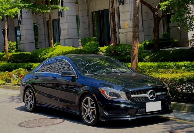 M-BENZ賓士 CLA250  第3張相片