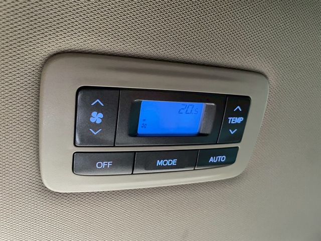 TOYOTA豐田 SIENNA  第14張相片
