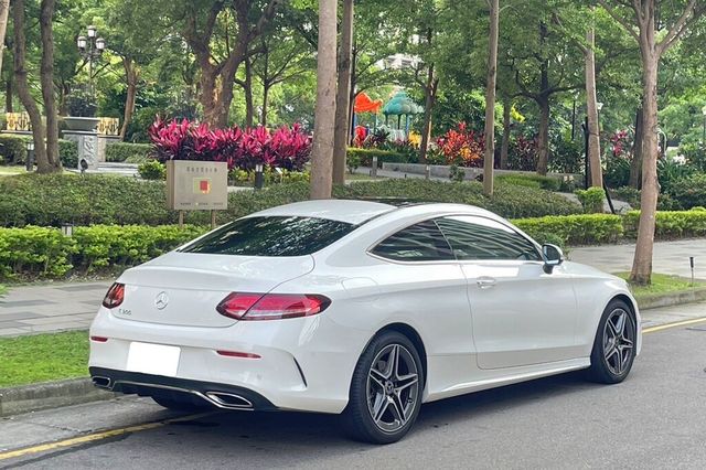 M-BENZ賓士 C300 COUPE  第4張相片