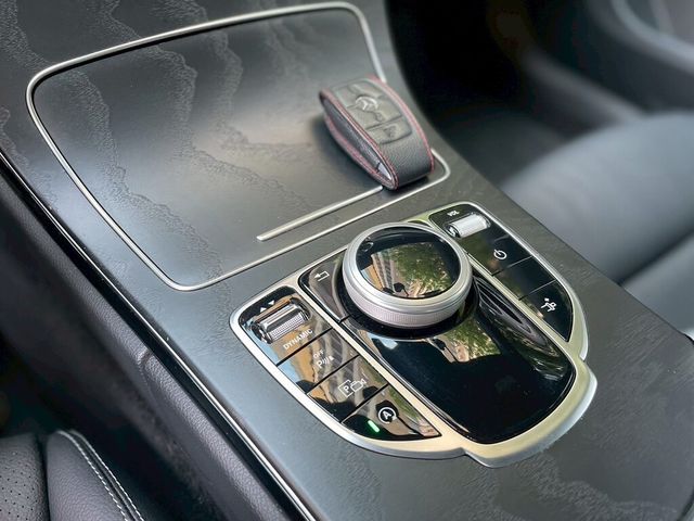 M-BENZ賓士 C300 COUPE  第9張相片