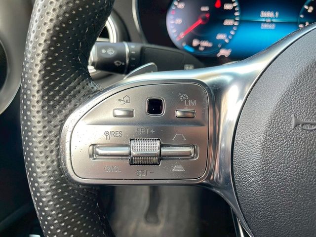 M-BENZ賓士 C300 COUPE  第13張相片