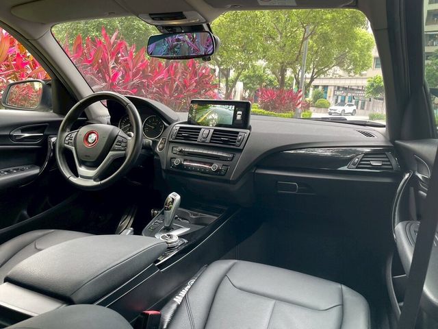 BMW寶馬 116I  第8張相片