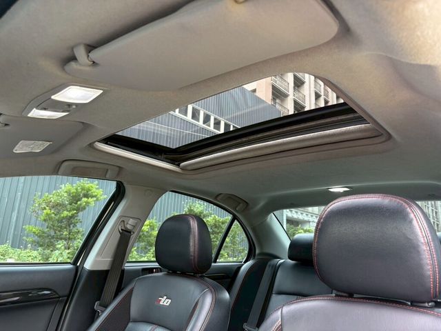 MITSUBISHI三菱 LANCER IO  第9張相片