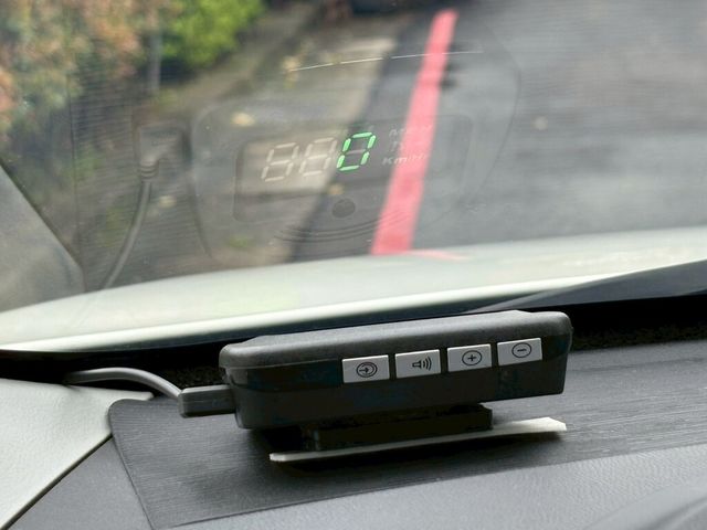 MITSUBISHI三菱 LANCER IO  第12張相片