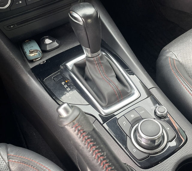 MAZDA馬自達 MAZDA 3  第9張相片