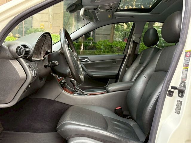 M-BENZ賓士 C200K  第6張相片