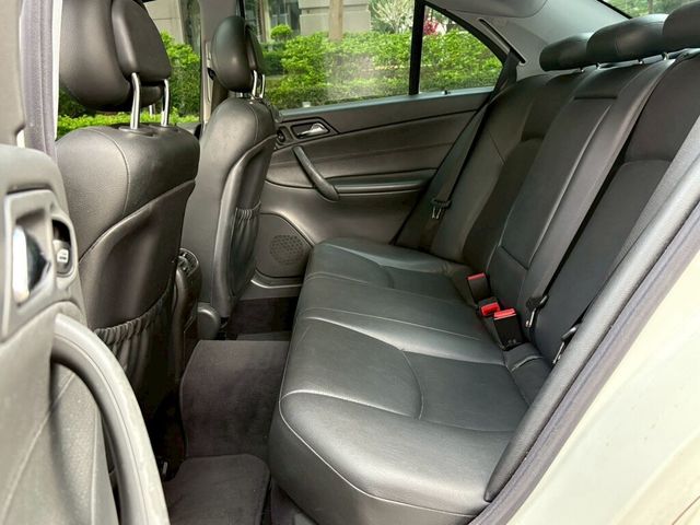 M-BENZ賓士 C200K  第8張相片