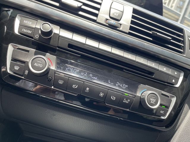 BMW寶馬 320I LCI  第14張相片