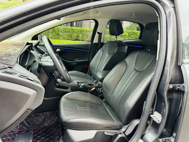 FORD福特 FOCUS  第6張相片
