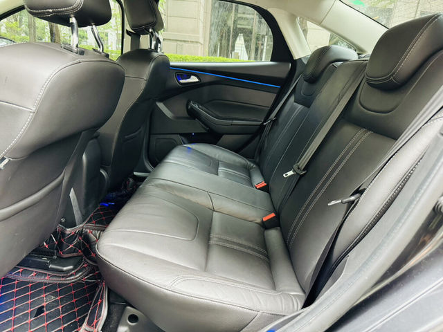 FORD福特 FOCUS  第8張相片