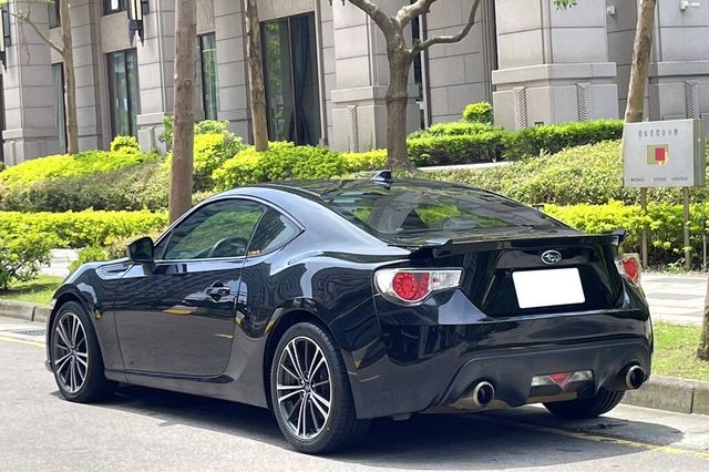 SUBARU速霸陸 BRZ  第2張相片