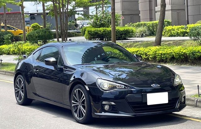 SUBARU速霸陸 BRZ  第3張相片