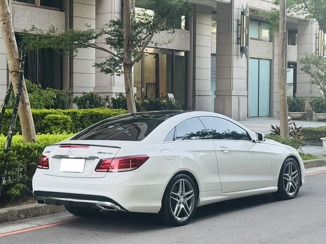 M-BENZ賓士 E200 COUPE  第4張相片