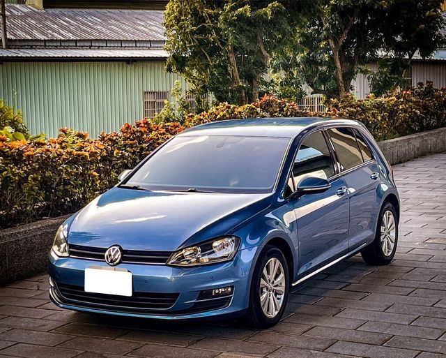 VOLKSWAGEN福斯 GOLF  第1張相片