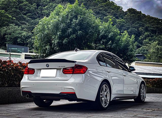 BMW寶馬 320I M SPORT  第4張相片