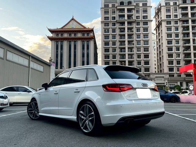 AUDI奧迪 A3 SPORTBACK  第2張相片