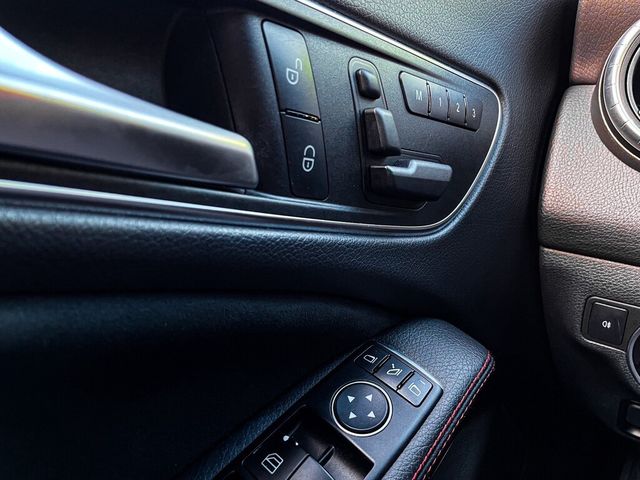 M-BENZ賓士 CLA250 SHOOTING BRAKE  第14張相片